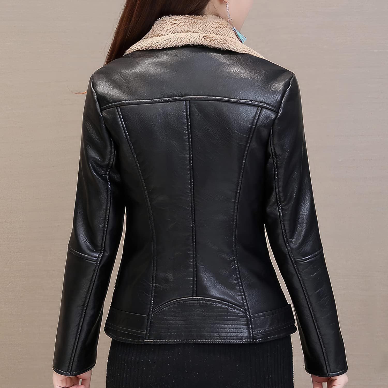 Chic and Warm: Women's Black Biker Sheepskin Sherpa Shearling Café Racer Jacket - Korean Fashion, Slim Fit, Motorcycle Style